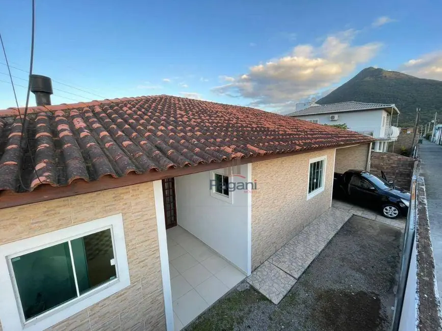Foto 2 de Casa com 3 quartos à venda, 180m2 em Guarda do Cubatão, Palhoca - SC