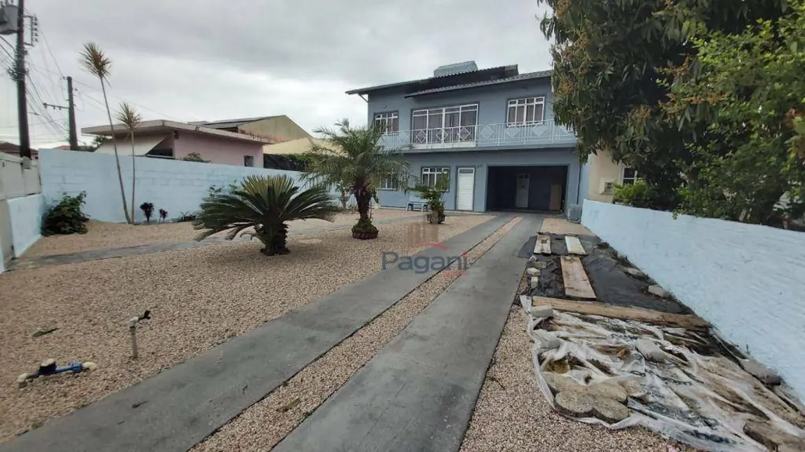 Foto 2 de Casa com 4 quartos à venda, 580m2 em Barra do Aririú, Palhoca - SC