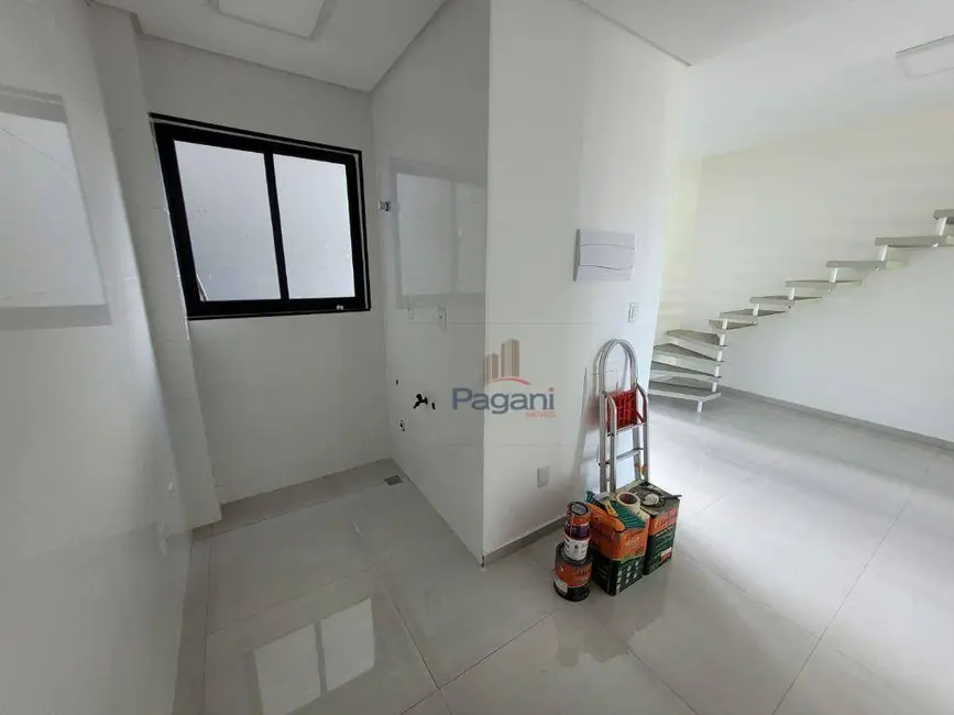 Foto 8 de Sobrado com 2 quartos à venda, 158m2 em Caminho Novo, Palhoca - SC