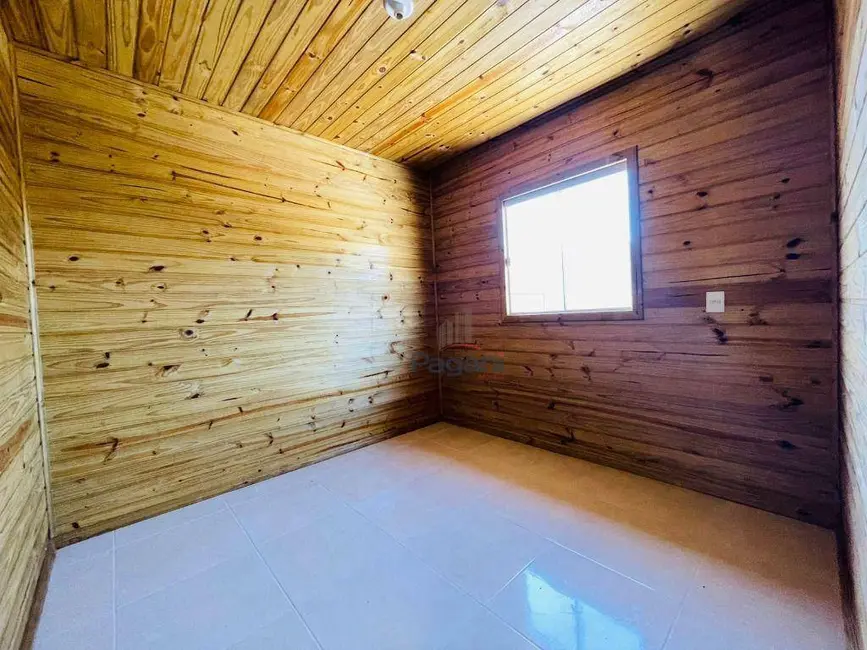 Foto 3 de Casa com 2 quartos para alugar, 200m2 em Praia de Fora, Palhoca - SC