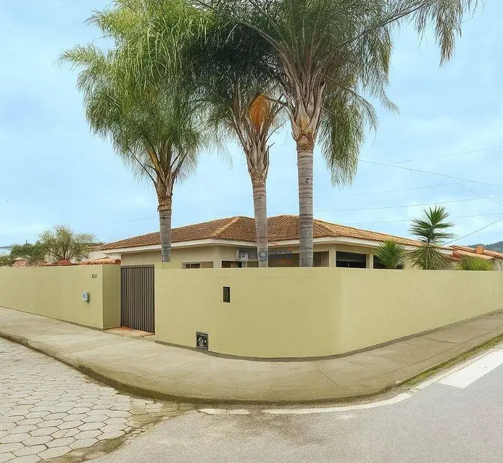 Foto 1 de Casa com 2 quartos à venda, 376m2 em São Sebastião, Palhoca - SC