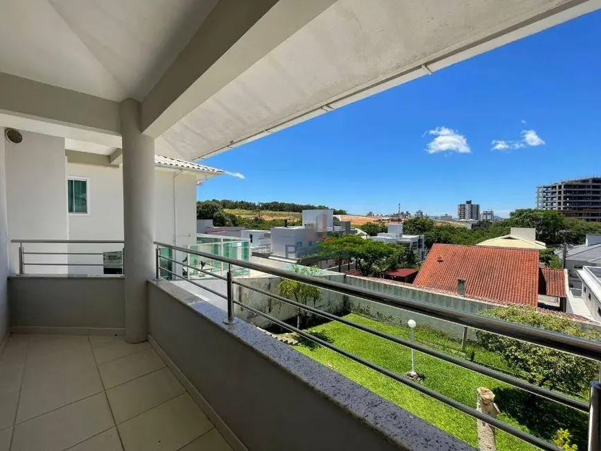 Foto 8 de Casa com 3 quartos à venda, 3688m2 em Palhoca - SC