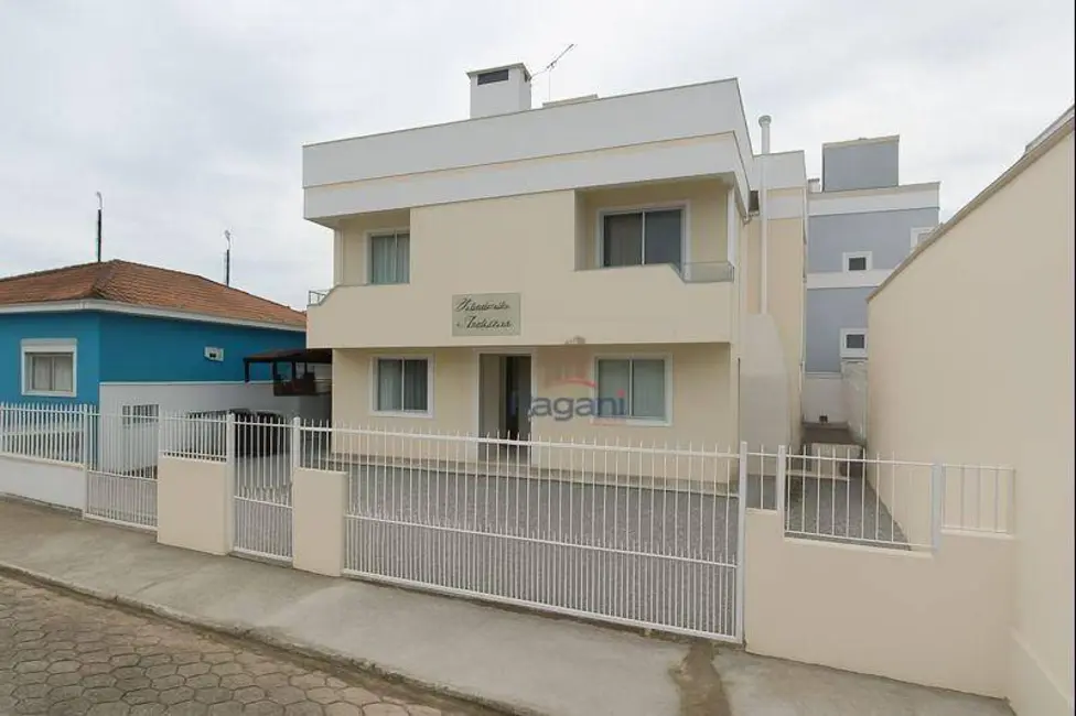 Apartamento com 2 quartos à venda, 200m2 em Palhoca - SC - imagem 1 Foto 1 de Apartamento com 2 quartos à venda, 200m2 em Palhoca - SC