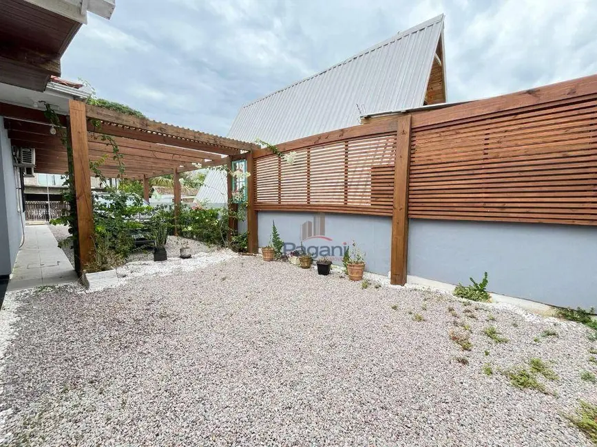 Foto 8 de Casa com 3 quartos à venda, 374m2 em Aririú, Palhoca - SC