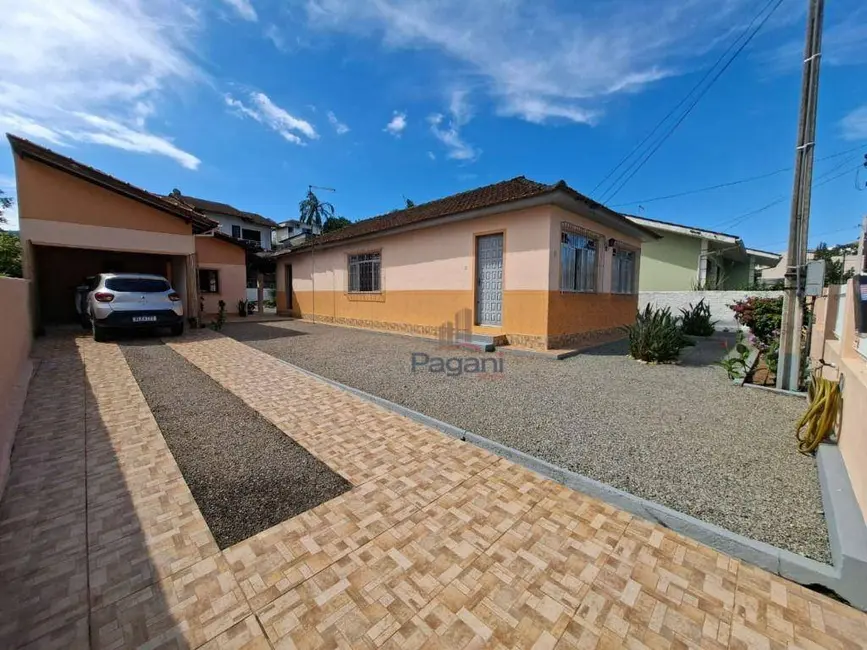 Foto 2 de Casa com 5 quartos à venda, 510m2 em Passa Vinte, Palhoca - SC