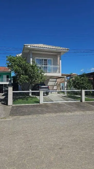 Foto 2 de Casa com 3 quartos à venda, 244m2 em Palhoca - SC