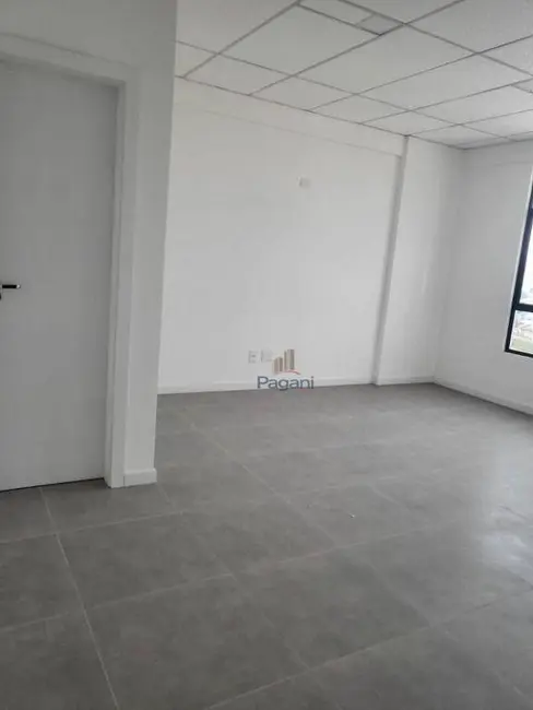 Foto 5 de Sala Comercial à venda, 34m2 em Pagani, Palhoca - SC