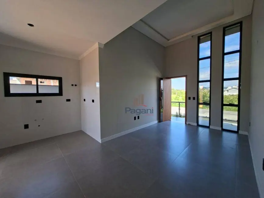 Foto 9 de Casa com 3 quartos à venda, 200m2 em Aririú, Palhoca - SC