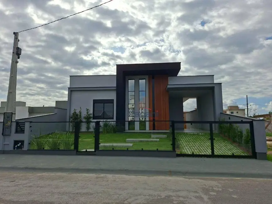 Foto 3 de Casa com 3 quartos à venda, 200m2 em Aririú, Palhoca - SC