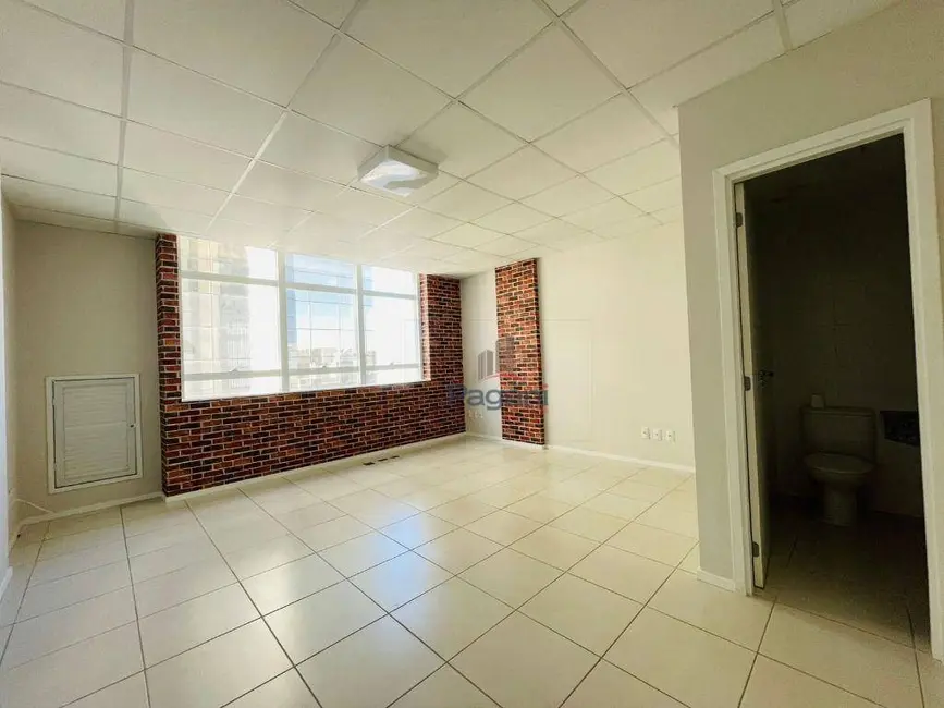 Foto 3 de Sala Comercial à venda e para alugar, 27m2 em Passa Vinte, Palhoca - SC