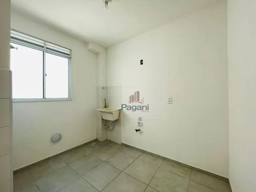 Foto 5 de Apartamento com 2 quartos para alugar, 50m2 em Forquilhas,  - SC