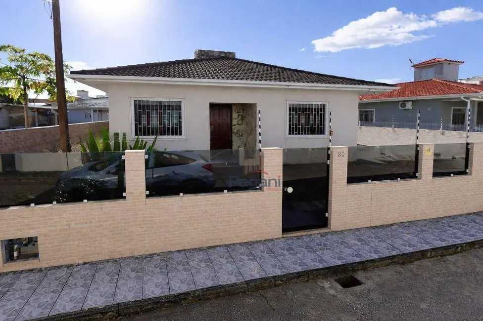 Foto 1 de Casa com 4 quartos à venda, 698m2 em Ponte do Imaruim, Palhoca - SC