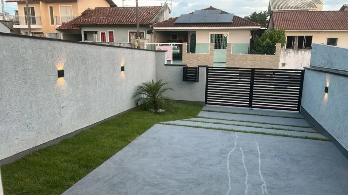 Foto 2 de Sobrado com 2 quartos à venda, 100m2 em São Sebastião, Palhoca - SC