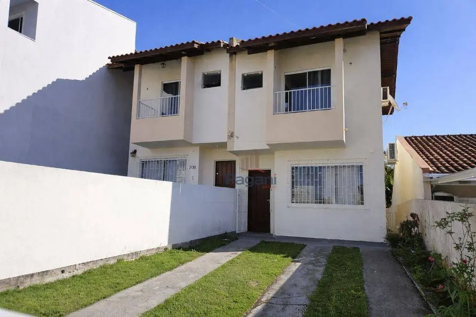 Foto 1 de Sobrado com 2 quartos à venda, 200m2 em Bela Vista, Palhoca - SC