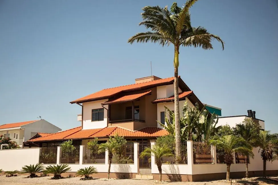 Foto 1 de Casa com 2 quartos à venda, 378m2 em Pinheira (Ens Brito), Palhoca - SC