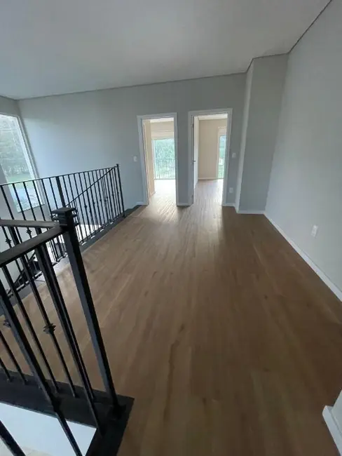 Casa de Condomínio com 4 quartos à venda, 320m2 em Palhoca - SC - imagem 9 Foto 9 de Casa de Condomínio com 4 quartos à venda, 320m2 em Palhoca - SC