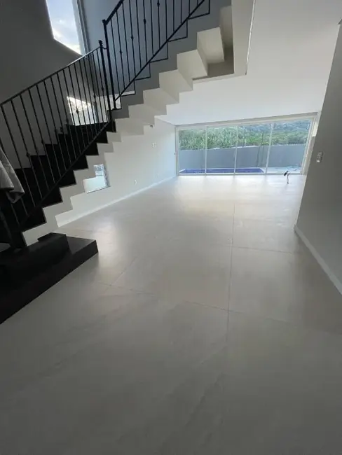 Casa de Condomínio com 4 quartos à venda, 320m2 em Palhoca - SC - imagem 6 Foto 6 de Casa de Condomínio com 4 quartos à venda, 320m2 em Palhoca - SC