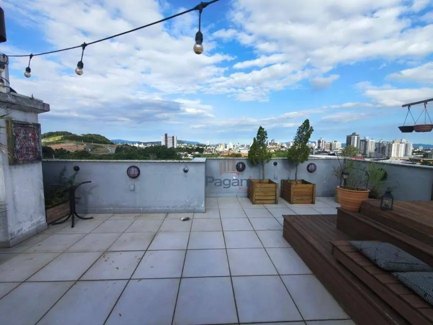 Foto 2 de Apartamento com 2 quartos para alugar, 118m2 em Passa Vinte, Palhoca - SC