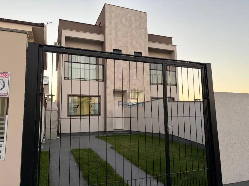 Foto 1 de Sobrado com 2 quartos para alugar, 87m2 em Caminho Novo, Palhoca - SC