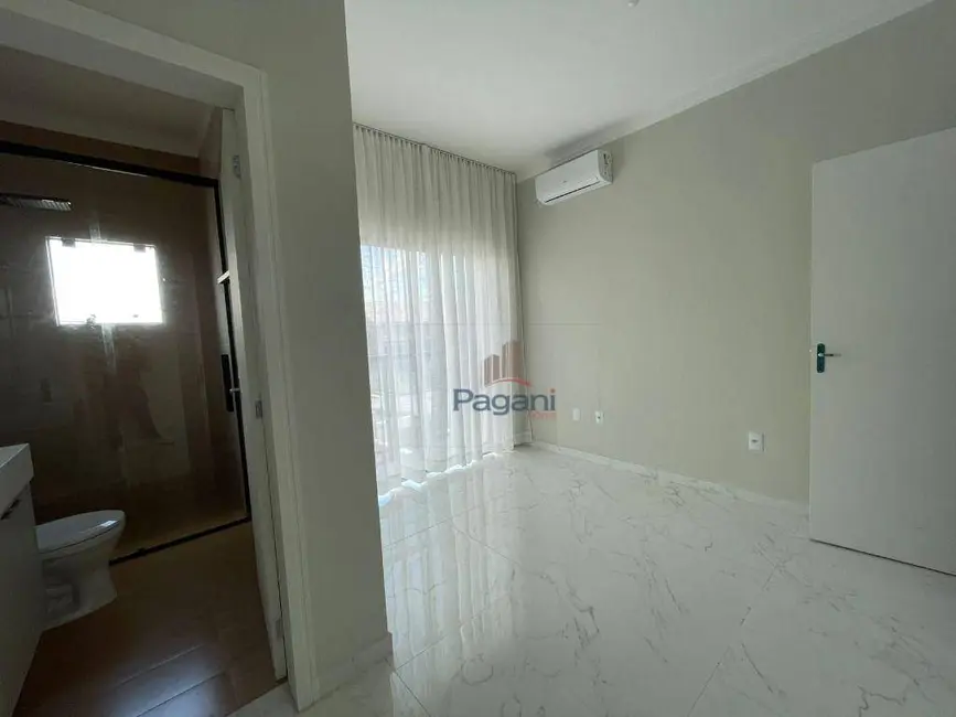 Foto 9 de Sobrado com 2 quartos para alugar, 87m2 em Caminho Novo, Palhoca - SC