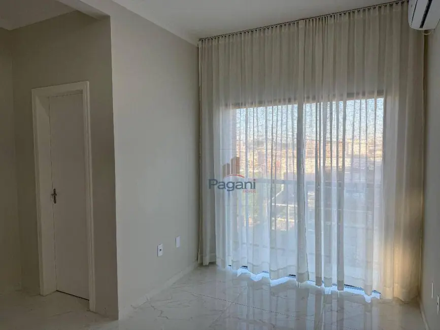 Foto 8 de Sobrado com 2 quartos para alugar, 87m2 em Caminho Novo, Palhoca - SC
