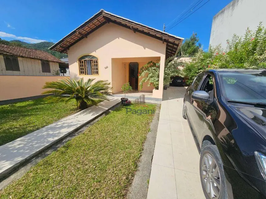 Foto 2 de Casa com 1 quarto à venda, 351m2 em São Sebastião, Palhoca - SC