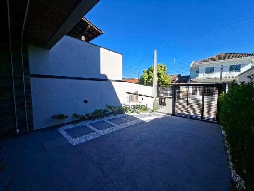 Foto 2 de Sobrado com 2 quartos à venda, 100m2 em São Sebastião, Palhoca - SC