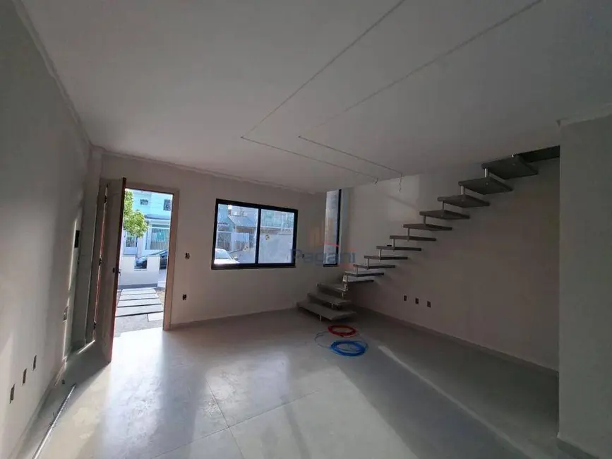 Sobrado com 2 quartos à venda, 100m2 em São Sebastião, Palhoca - SC - imagem 8 Foto 8 de Sobrado com 2 quartos à venda, 100m2 em São Sebastião, Palhoca - SC