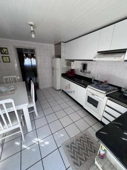 Casa com 2 quartos à venda, 200m2 em Ponte do Imaruim, Palhoca - SC - imagem 5 Foto 5 de Casa com 2 quartos à venda, 200m2 em Ponte do Imaruim, Palhoca - SC