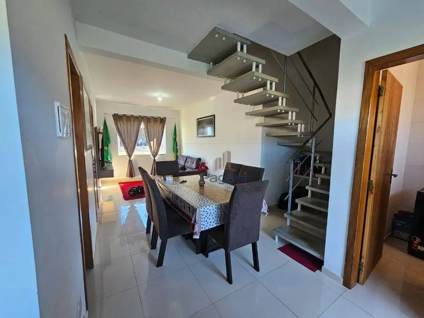 Foto 3 de Sobrado com 3 quartos à venda, 126m2 em Guarda do Cubatão, Palhoca - SC