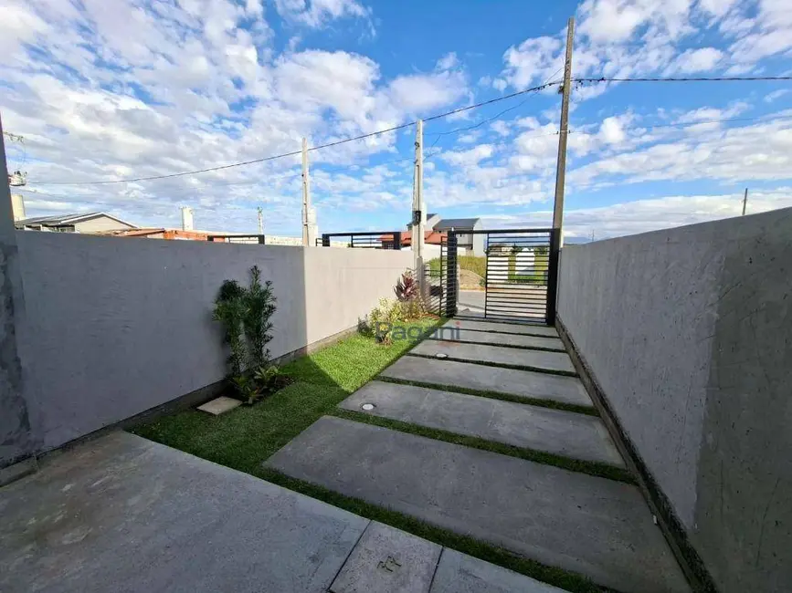 Foto 4 de Sobrado com 2 quartos à venda, 110m2 em Sertão do Maruim, Sao Jose - SC