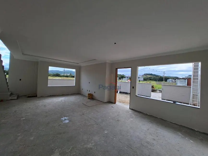 Foto 7 de Sobrado com 3 quartos à venda, 200m2 em Sertão do Maruim, Sao Jose - SC
