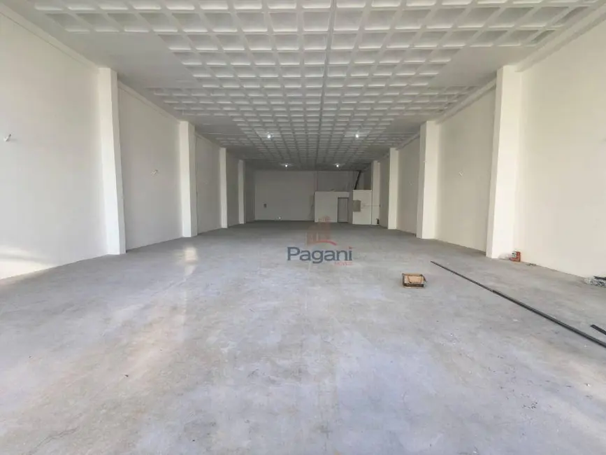 Foto 3 de Armazém / Galpão para alugar, 320m2 em Centro, Palhoca - SC