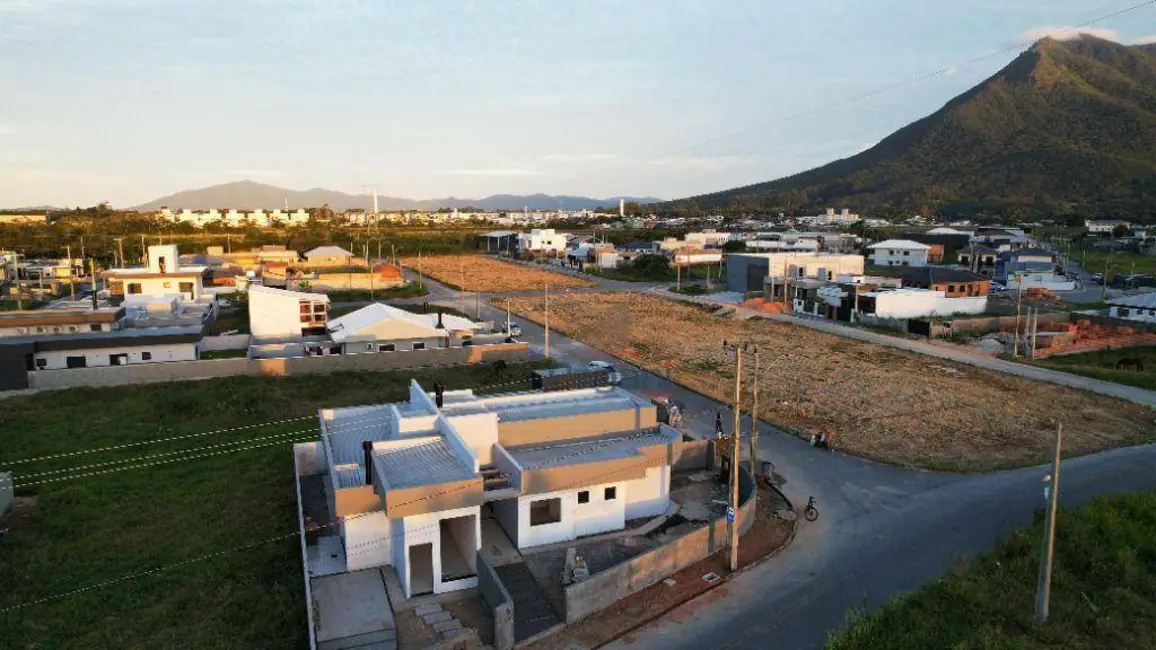 Foto 4 de Casa com 2 quartos à venda, 63m2 em Guarda do Cubatão, Palhoca - SC