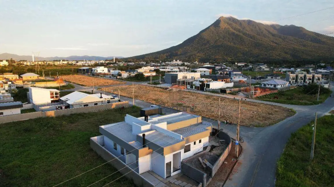 Foto 5 de Casa com 3 quartos à venda, 85m2 em Guarda do Cubatão, Palhoca - SC