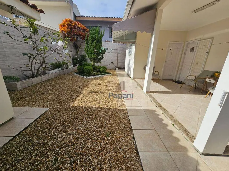Foto 4 de Casa com 2 quartos à venda, 300m2 em Centro, Palhoca - SC