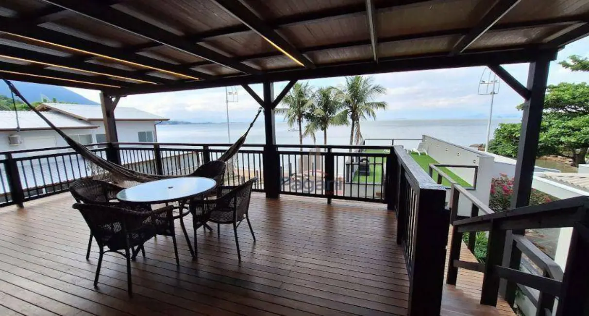 Foto 6 de Casa com 3 quartos à venda, 493m2 em Praia de Fora, Palhoca - SC