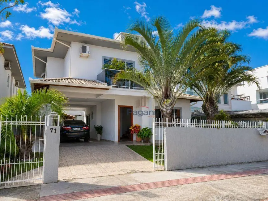 Casa com 3 quartos à venda, 300m2 em Nova Palhoça, Palhoca - SC - imagem 1 Foto 1 de Casa com 3 quartos à venda, 300m2 em Nova Palhoça, Palhoca - SC