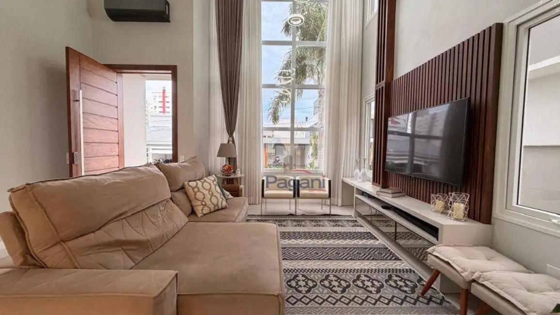 Foto 5 de Casa com 3 quartos à venda, 405m2 em Palhoca - SC