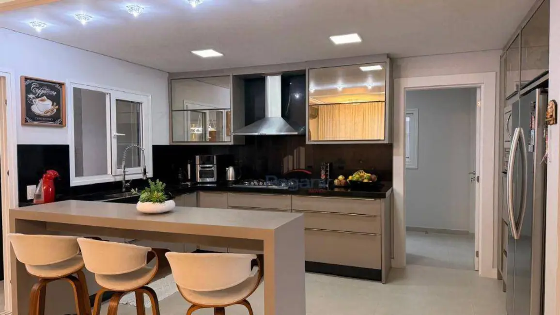 Foto 6 de Casa com 3 quartos à venda, 405m2 em Palhoca - SC