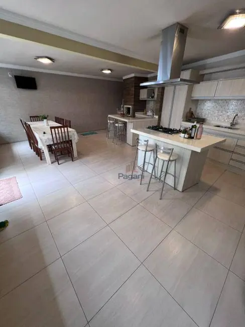Foto 5 de Casa com 3 quartos à venda, 360m2 em Barra do Aririú, Palhoca - SC