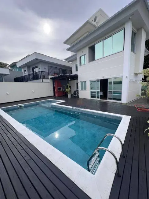 Foto 3 de Casa com 4 quartos à venda, 375m2 em Palhoca - SC
