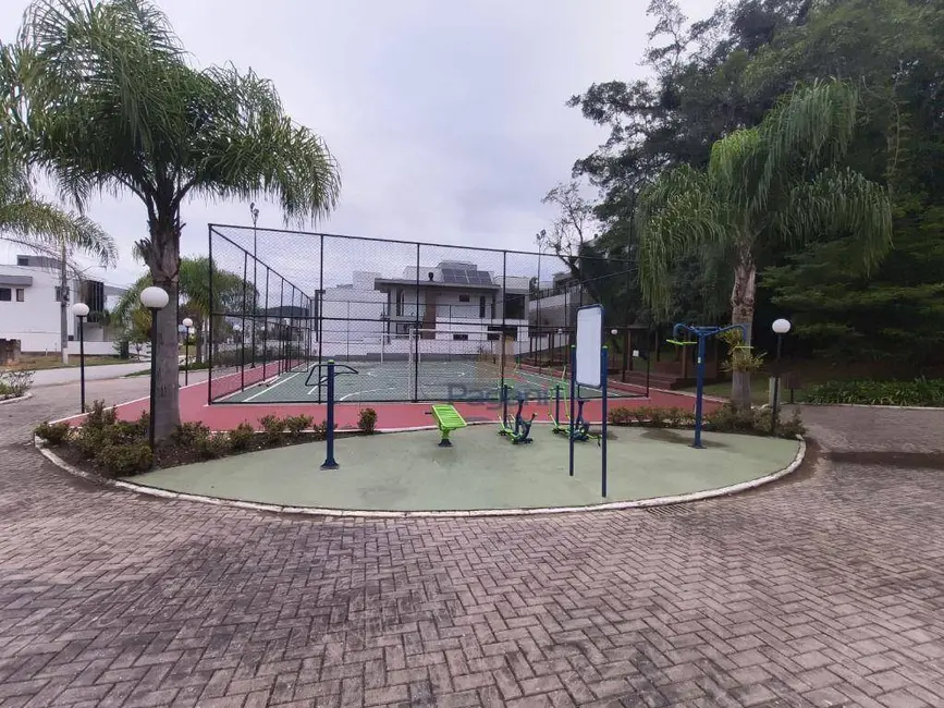 Casa com 3 quartos à venda e para alugar, 360m2 em Forquilhas, Sao Jose - SC - imagem 9 Foto 9 de Casa com 3 quartos à venda e para alugar, 360m2 em Forquilhas, Sao Jose - SC