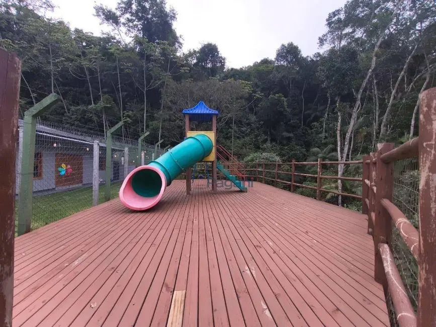 Casa com 3 quartos à venda e para alugar, 360m2 em Forquilhas, Sao Jose - SC - imagem 7 Foto 7 de Casa com 3 quartos à venda e para alugar, 360m2 em Forquilhas, Sao Jose - SC
