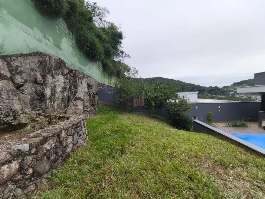 Casa com 3 quartos à venda e para alugar, 360m2 em Forquilhas, Sao Jose - SC - imagem 4 Foto 4 de Casa com 3 quartos à venda e para alugar, 360m2 em Forquilhas, Sao Jose - SC