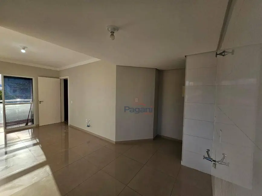 Foto 2 de Apartamento com 2 quartos à venda e para alugar, 80m2 em Palhoca - SC