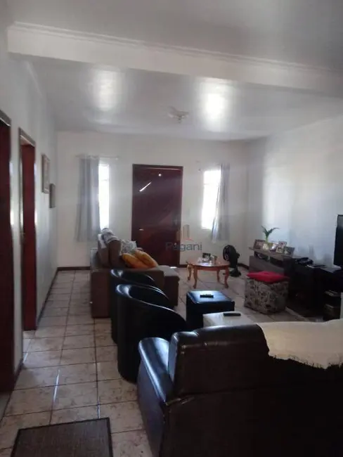 Casa com 3 quartos à venda, 640m2 em Centro, Palhoca - SC - imagem 6 Foto 6 de Casa com 3 quartos à venda, 640m2 em Centro, Palhoca - SC