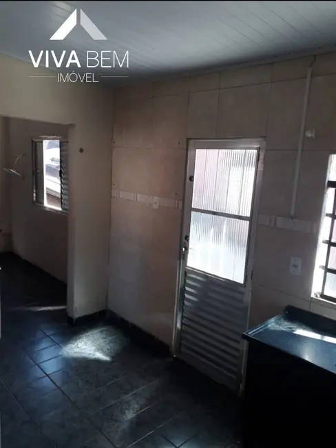 Foto 1 de Casa com 1 quarto para alugar, 120m2 em Parque Santa Rita de Cássia, Cotia - SP