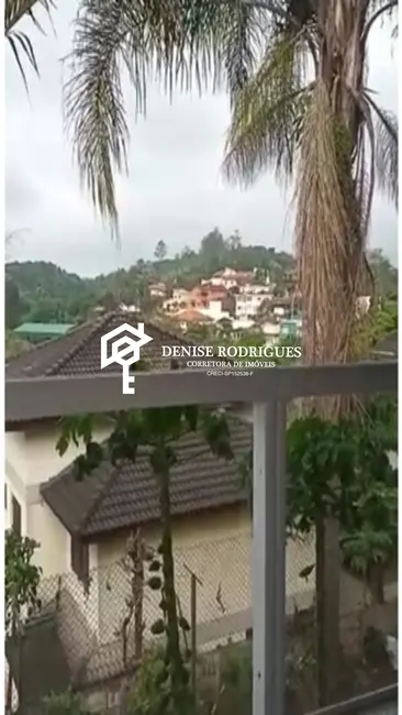 Casa de Condomínio com 3 quartos à venda, 250m2 em Aruja - SP - imagem 7 Foto 7 de Casa de Condomínio com 3 quartos à venda, 250m2 em Aruja - SP