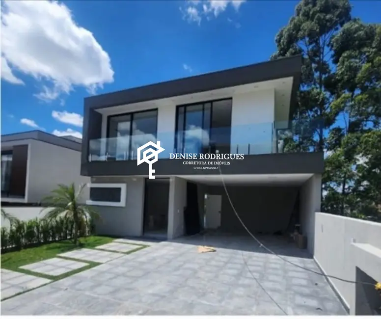 Foto 1 de Casa de Condomínio com 4 quartos à venda, 300m2 em Aruja - SP